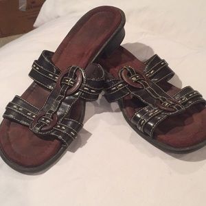 Bass Leather Strap Sandals